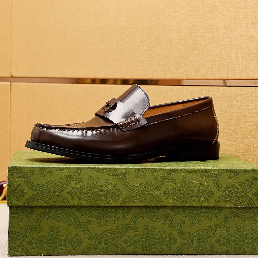Men's shoes 💰480 💐 Product trademark: GUCCI "Gucci" casual leather shoes Regular size: 38-44 (45🉑️customized) Product materials: Selected imported first-layer open-edge beaded cowhide leather upper + luxury hardware buckle, imported water-dyed cowhide leather lining. Strong three-dimensional visual effect, combined outsole Color: 4⃣️colors available